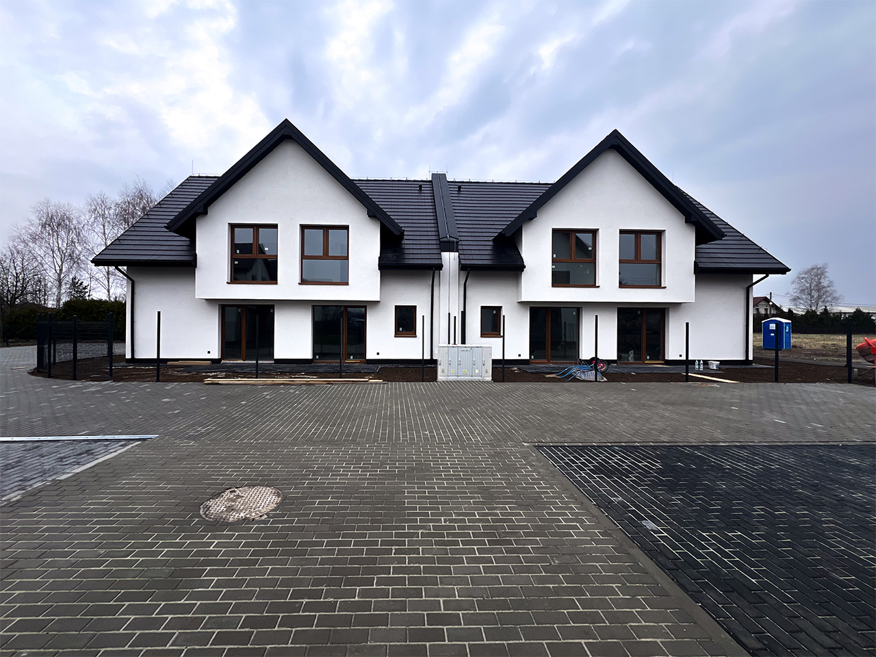 Galeria osiedla Wola Batorska 521 — zdjęcie 6 z 25: domy i otoczenie inwestycji w Woli Batorskiej