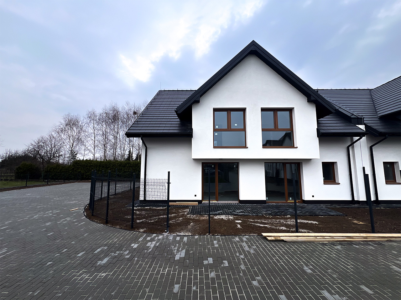 Galeria osiedla Wola Batorska 521 — zdjęcie 8 z 25: domy i otoczenie inwestycji w Woli Batorskiej